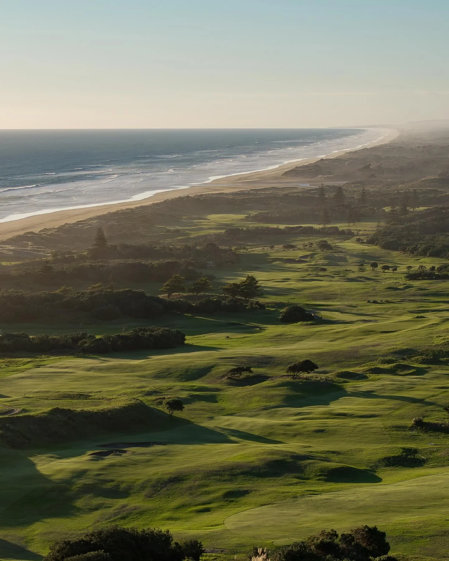 Raw land, built by the elements. The scene is set for the 2026 Autex Muriwai Open 🌾

@muriwai.golf.links ⛳️