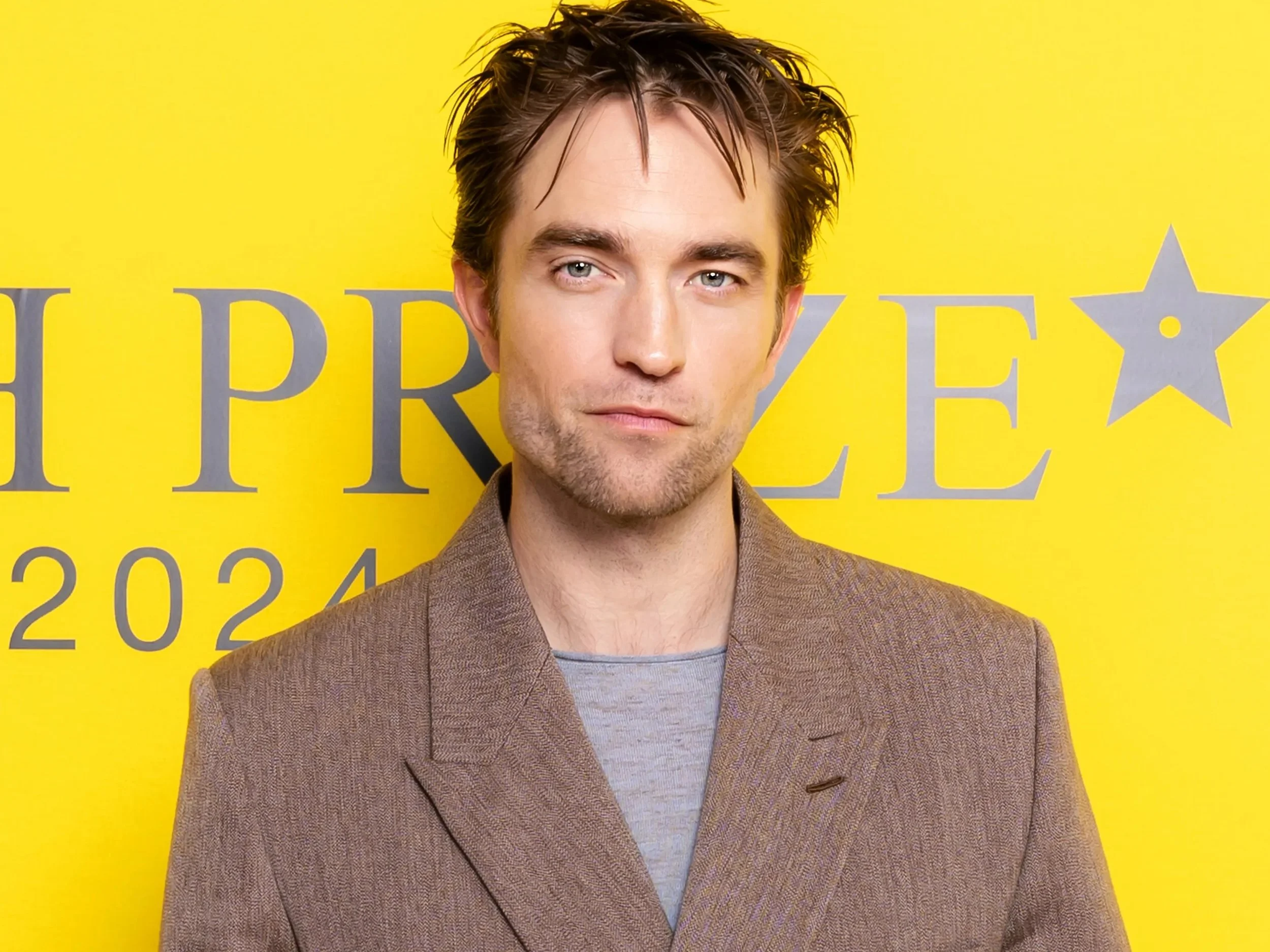 Robert Pattinson in Dior.jpeg