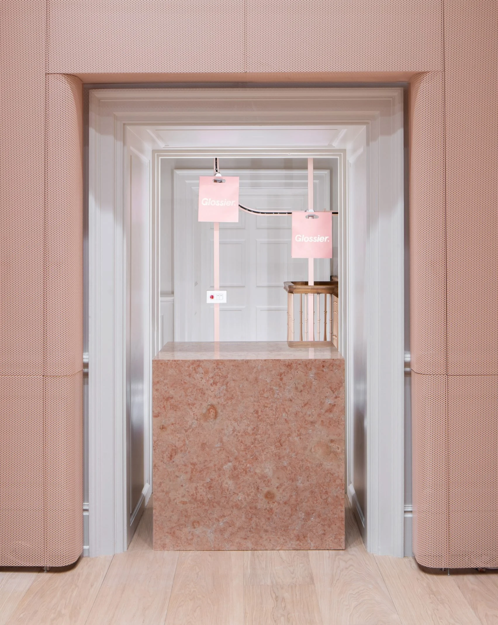 glossier-london-flagship-store-covent-garden-interiors_dezeen_2364_col_6-1704x2139.jpeg