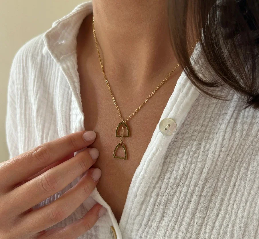 COLLIER OLAFF OR.jpg