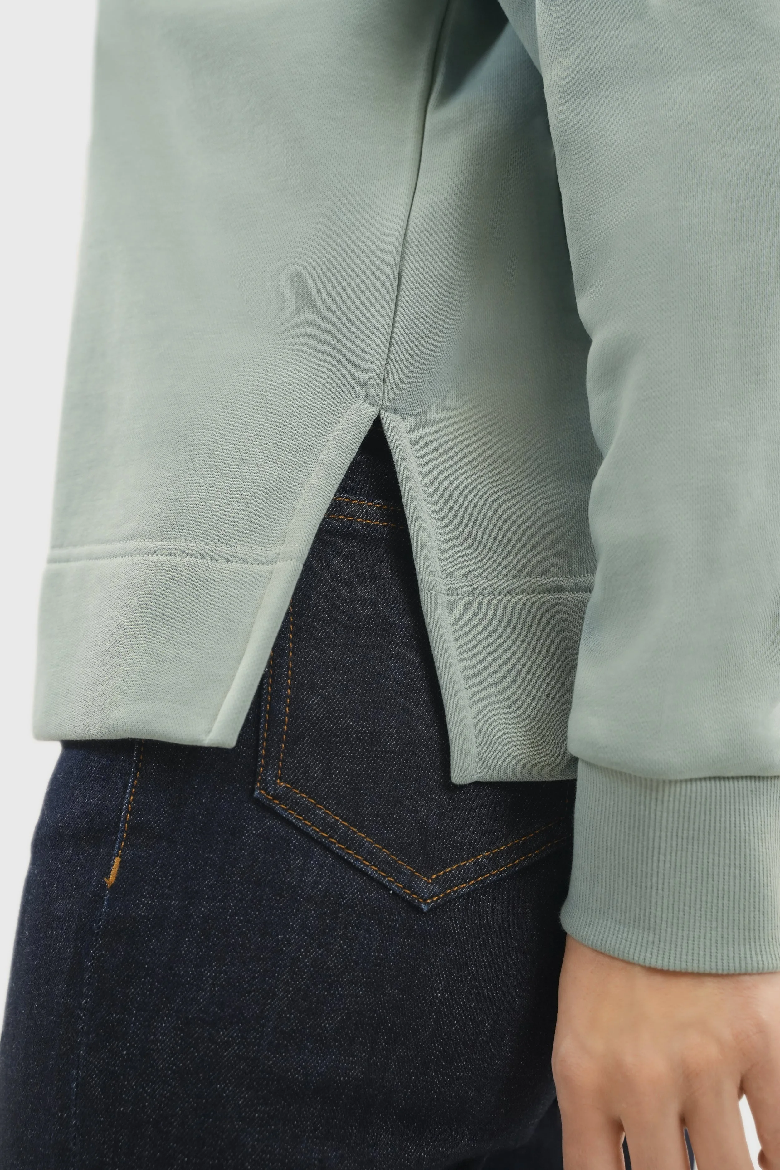 BAPTISTA_PEACOCK (5).jpg