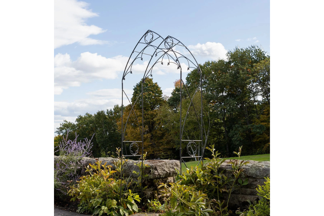 Quatrefoil Arbor
