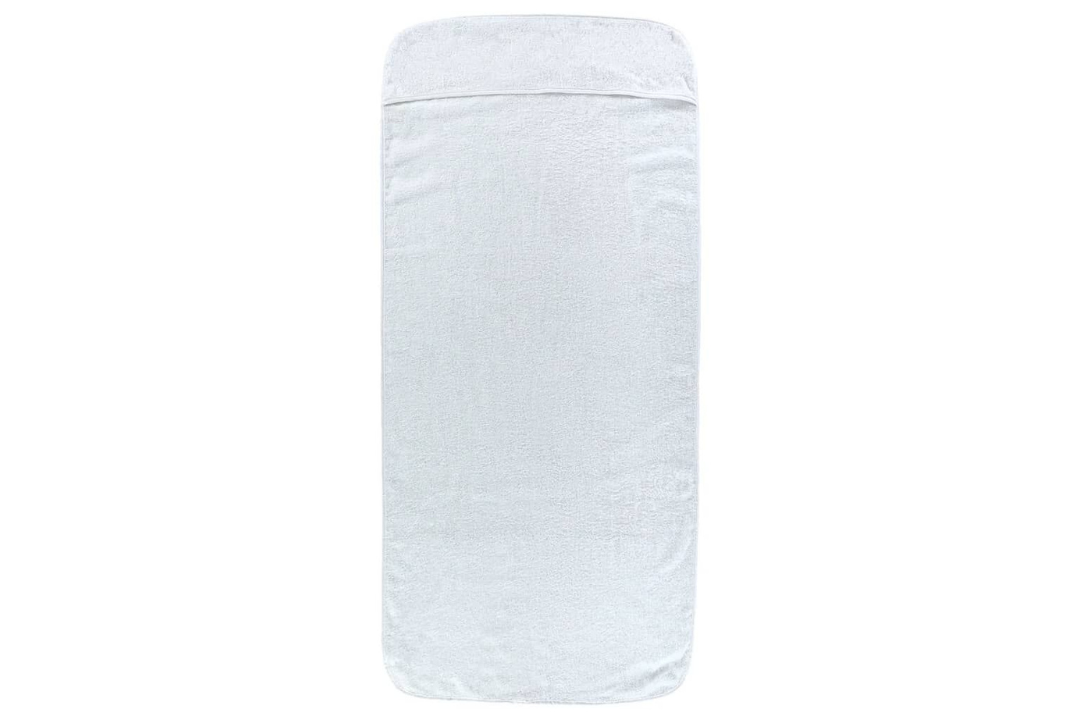 Sleek Beach Towels 4 pcs – 60 x 135 cm in White with 400 GSM Cotton Blend