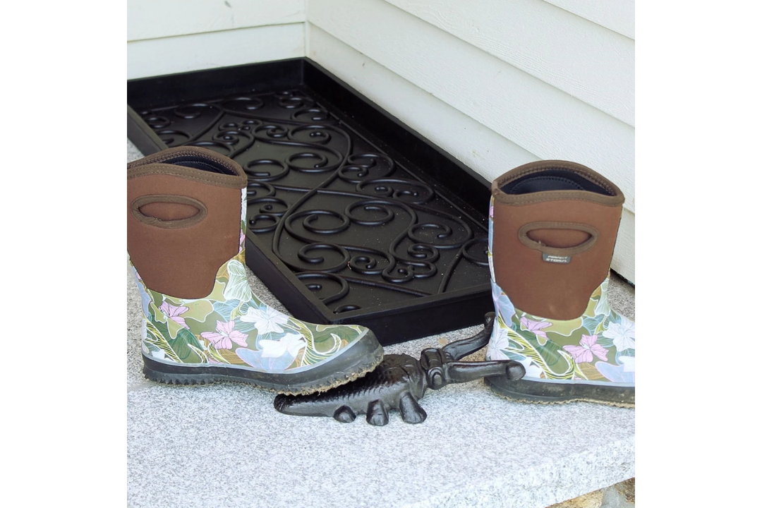 Boot Jack Cricket Made of Cast Iron