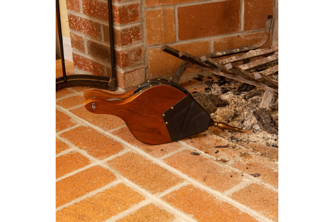 Quality Town & Country Fireplace Bellows – Mango Wood, Leather & Brass