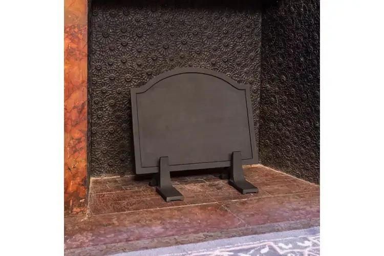 Plain Cast Iron Fireback – Matte Black Heat Reflector for Fireplaces