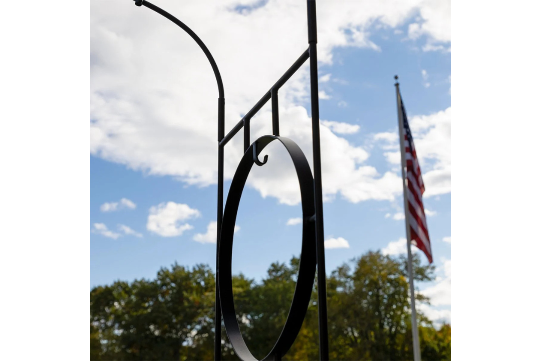 Samsara Arbor Hanging Hook Details