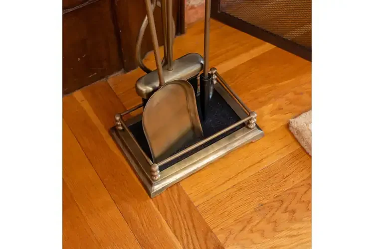 Oxford Fireplace Tool Set in Antique Brass Style