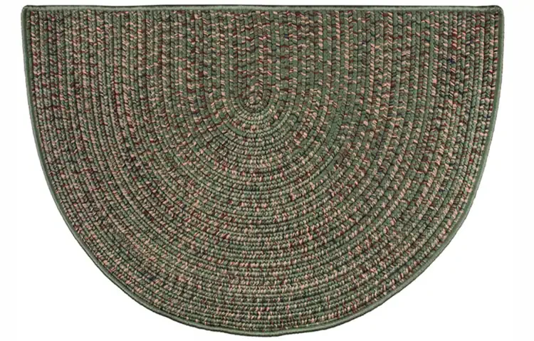 Braided Multicolor Green Reversible Polypropylene Hearth Rug – Goods of the Woods