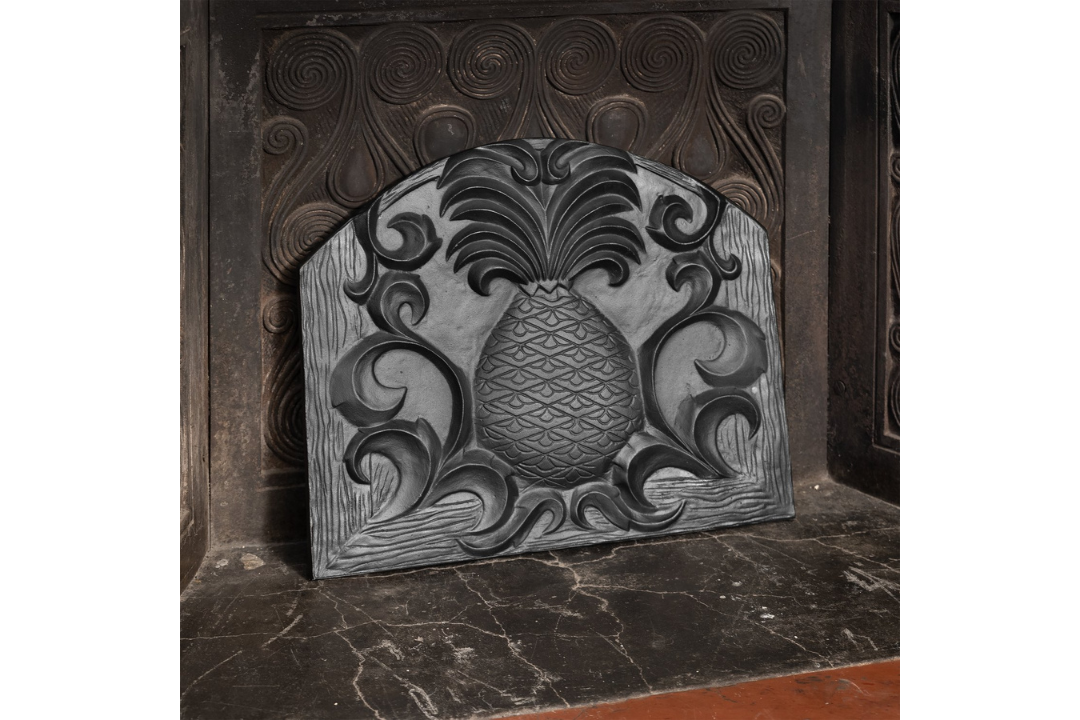 Welcome Fireback – Cast Iron Fireplace Back with Pineapple Design with Matte Black Powder Coated Finish