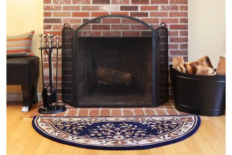Arched Three-Fold Fireplace Large Screen