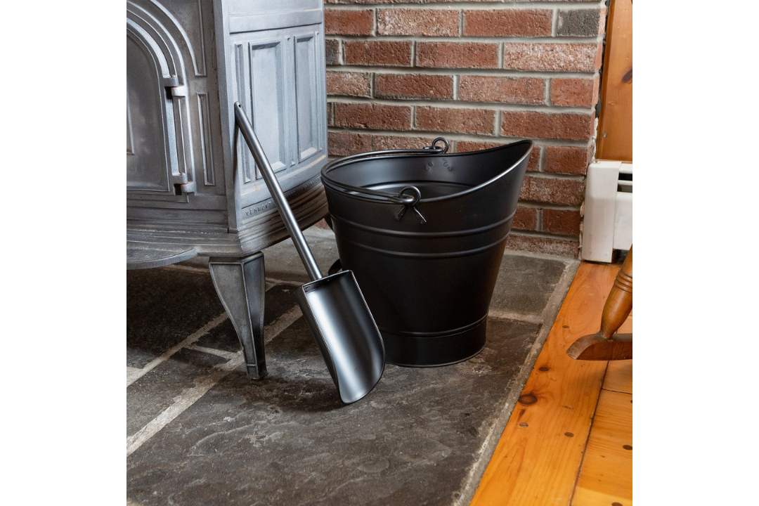 Traditional Coal Hod Pellet Bucket – Small with Scoop