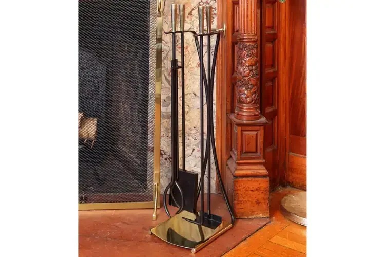 Park Avenue Fireplace Tool Set in Black & Polished Brass Made of Cast and Wrought Iron