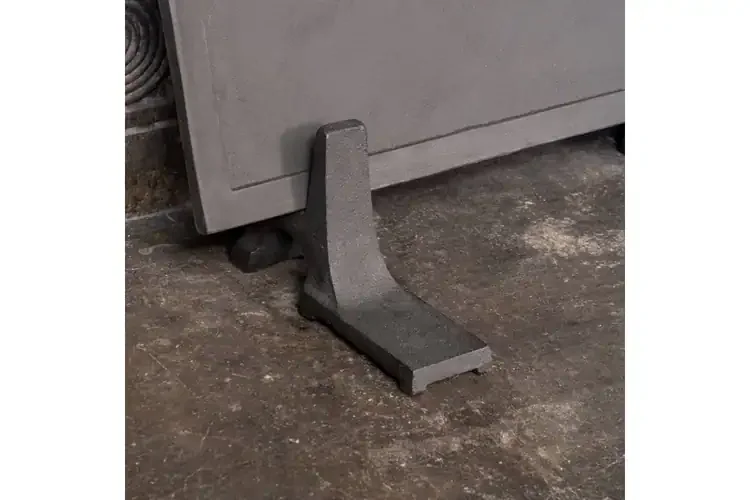 Durable Cast Iron Fireback Supports – Powder-Coated Fireplace Boots (Pair)