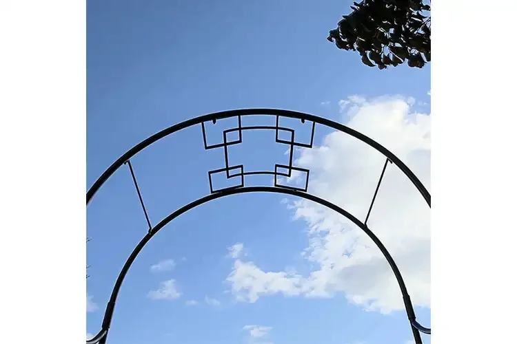 Square-on-Squares Arbor Crown Details