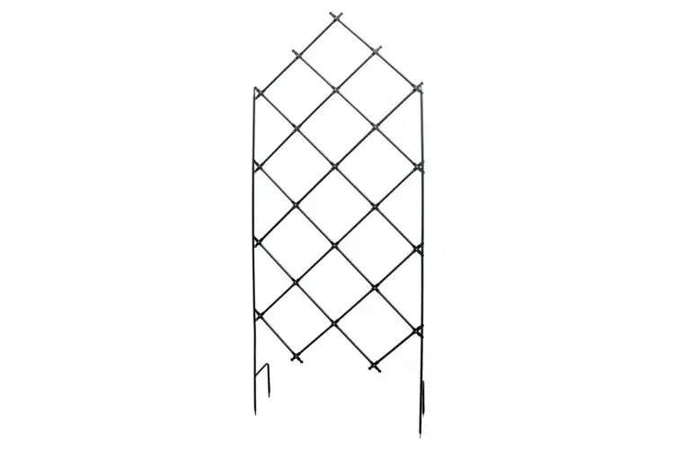 Free-standing Lattice Garden Trellis Design Details and Graphite Powder-coated Finish