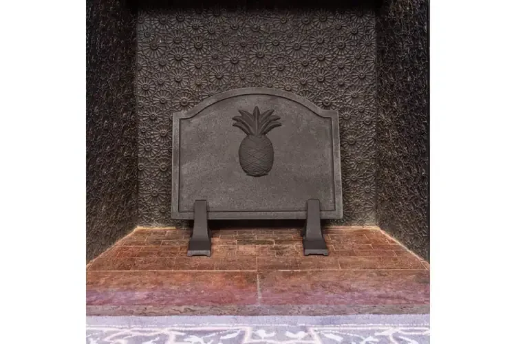 Small Pineapple Cast Iron Fireback – Fireplace Heat Reflector and Matte Black Powder Coated Finish