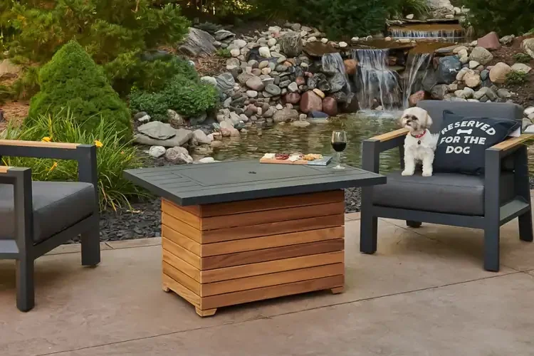 Matching aluminum burner cover included