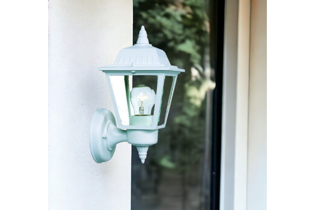 White Cast Aluminum Outdoor Wall Light