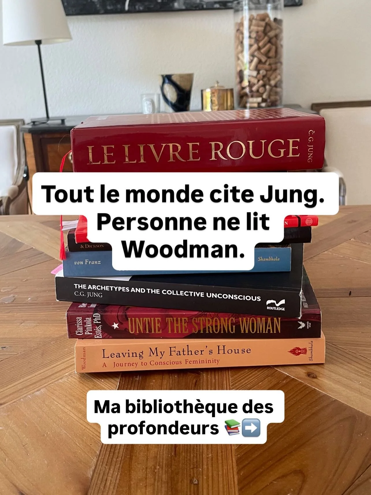On me demande souvent comment j&rsquo;ai d&eacute;velopp&eacute; cette mani&egrave;re de lire l&rsquo;astrologie. 

La v&eacute;rit&eacute;, c&rsquo;est que ma mani&egrave;re de lire un th&egrave;me ne vient pas seulement des livres d&rsquo;astrologi