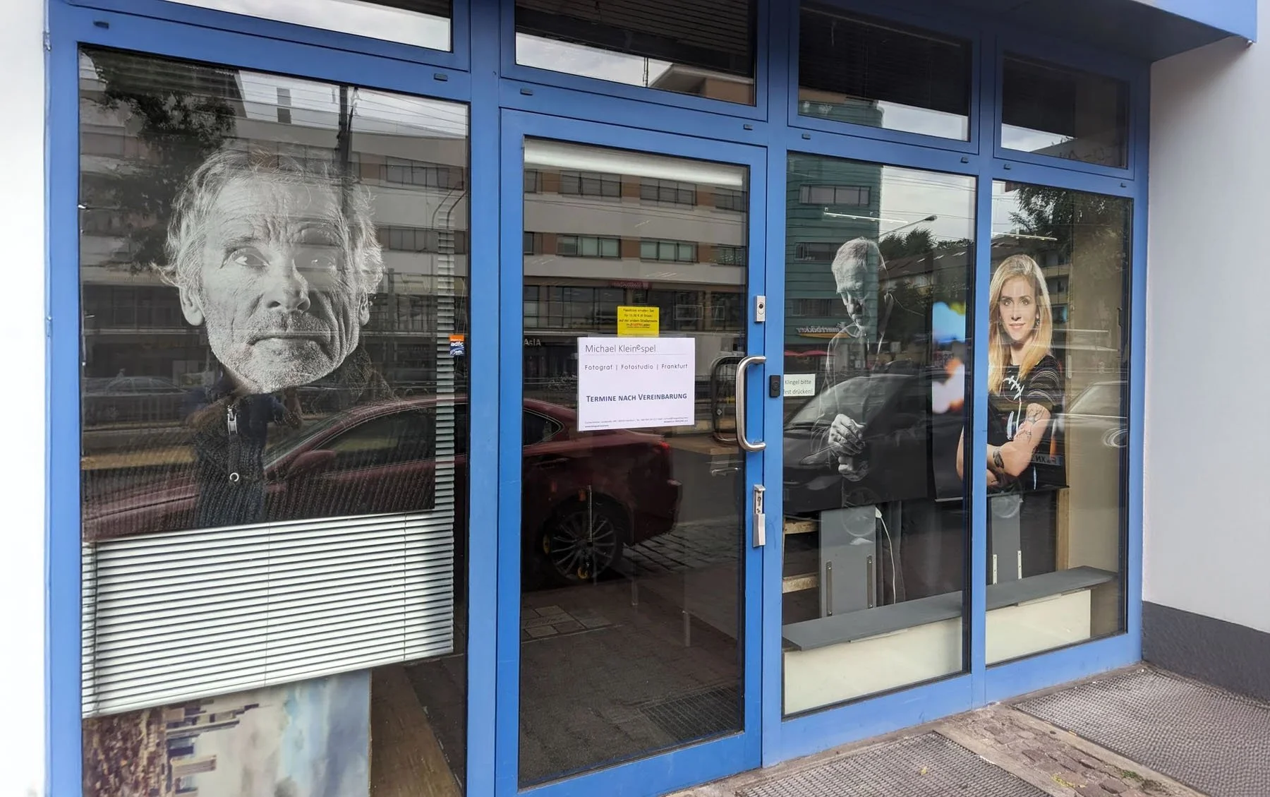 Schaufenster eines Fotostudios