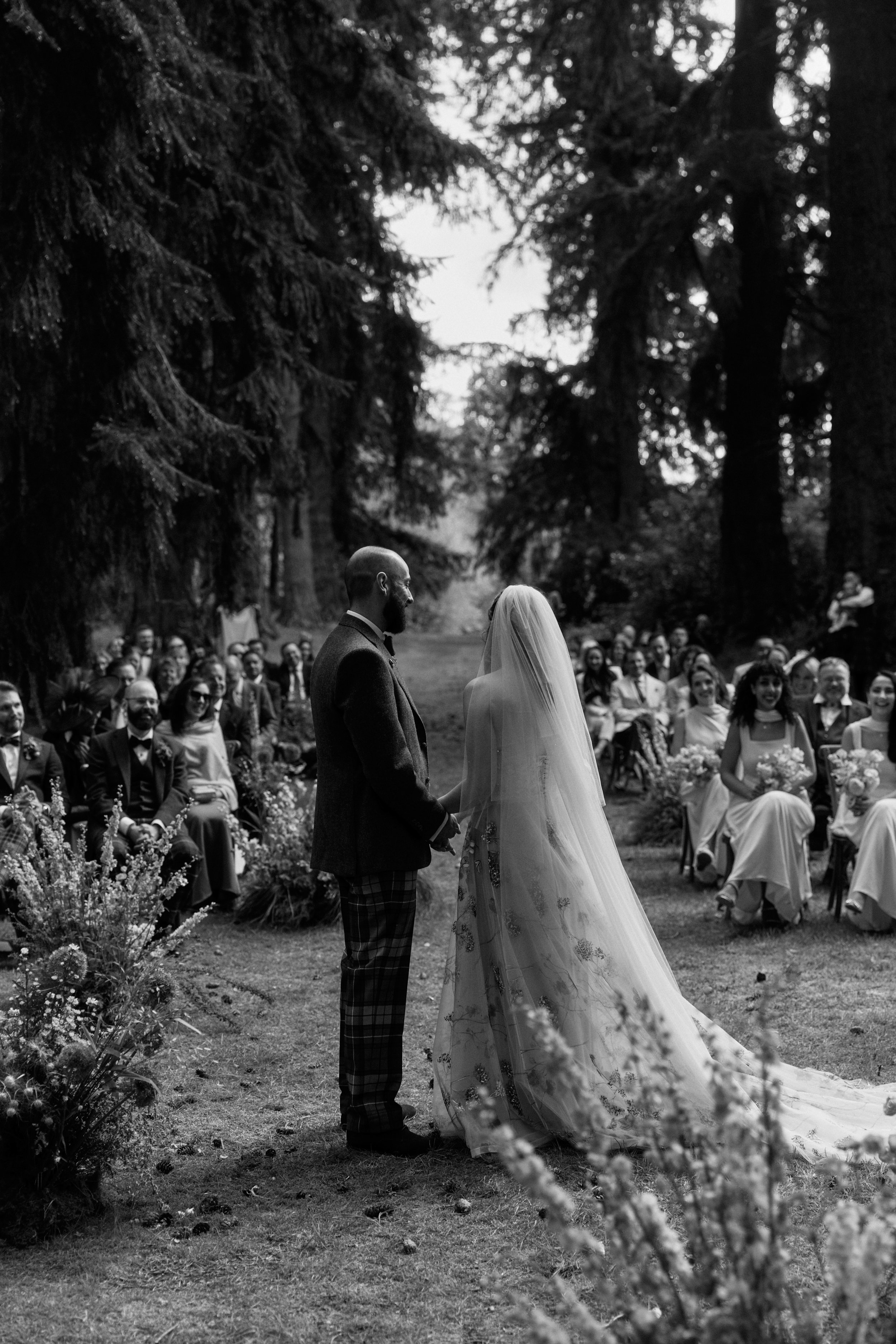 Outdoor_Scottish_Wedding_Ceremony.jpg
