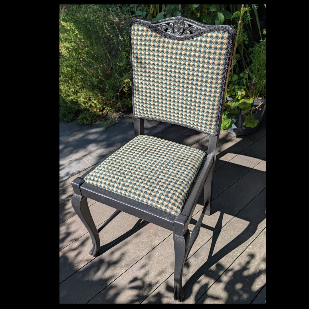 Sets of dining chairs