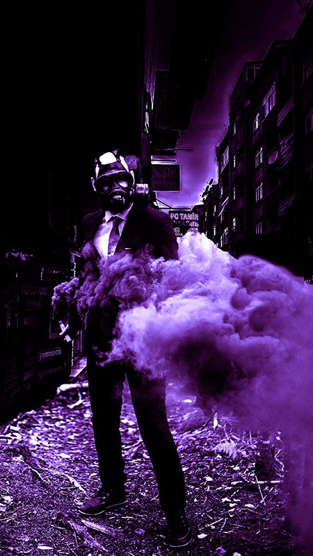 gasmaskguy.jpg