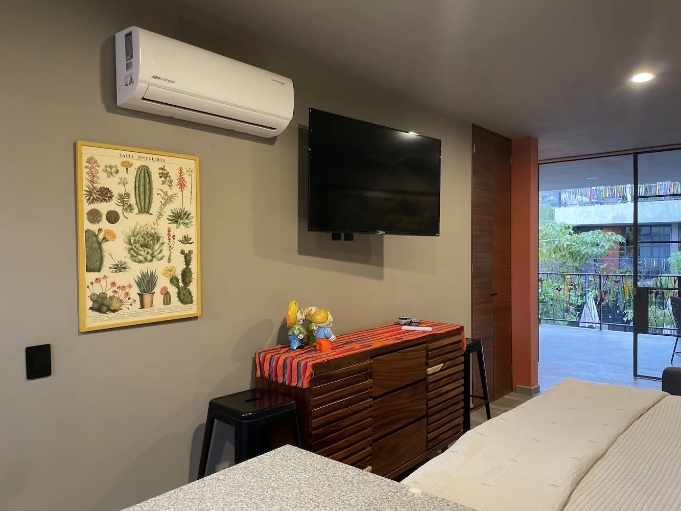 Suite 9_IMG_1359.jpeg