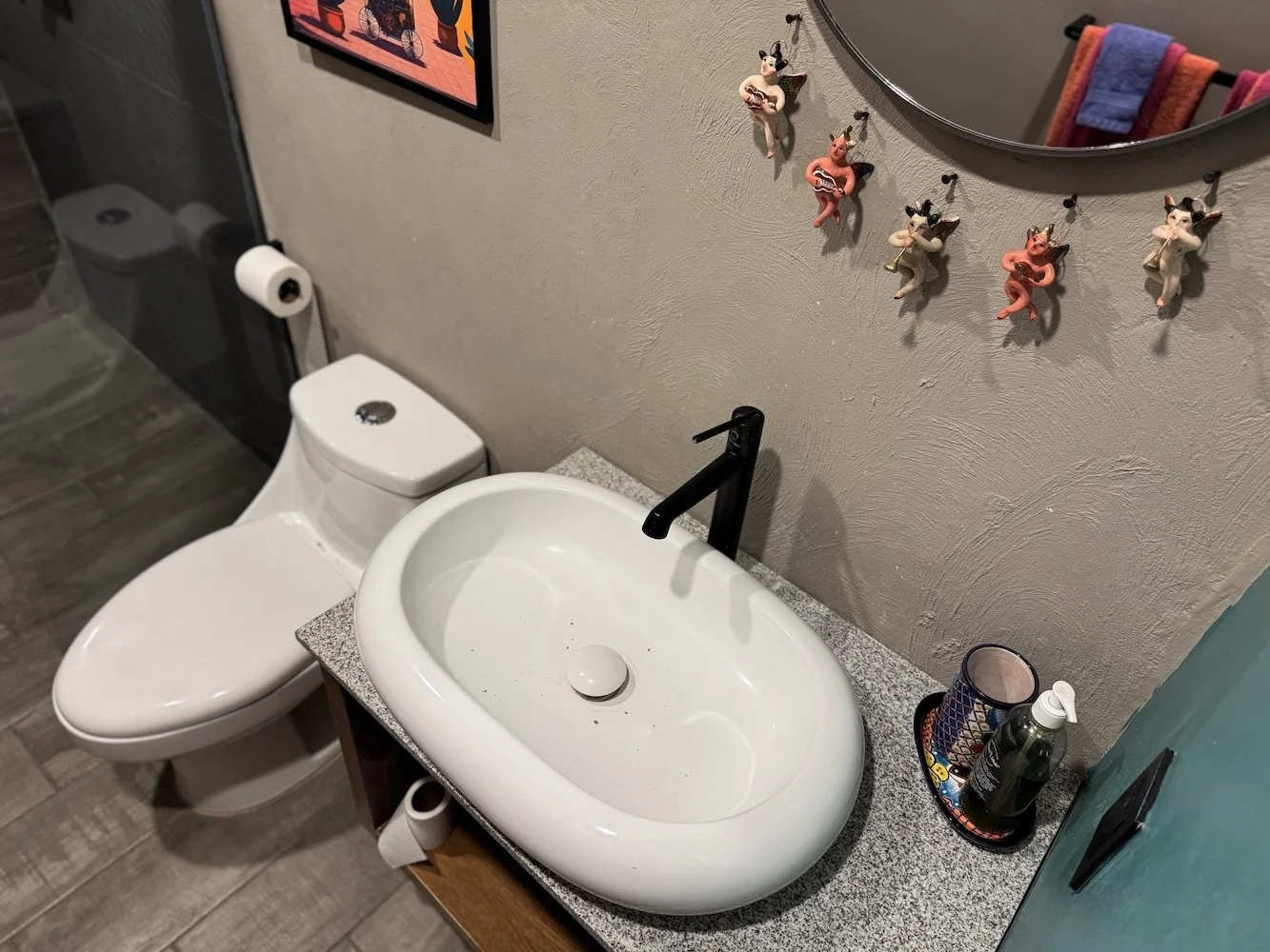 Suite 2_IMG_4991.jpeg