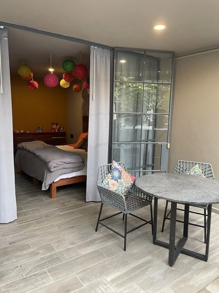 Suite 3_IMG_1325.jpeg