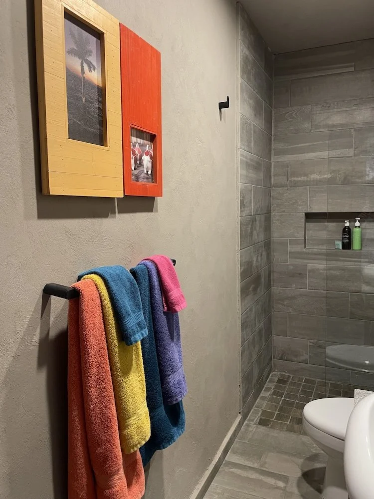 Suite 4_IMG_1311.jpeg