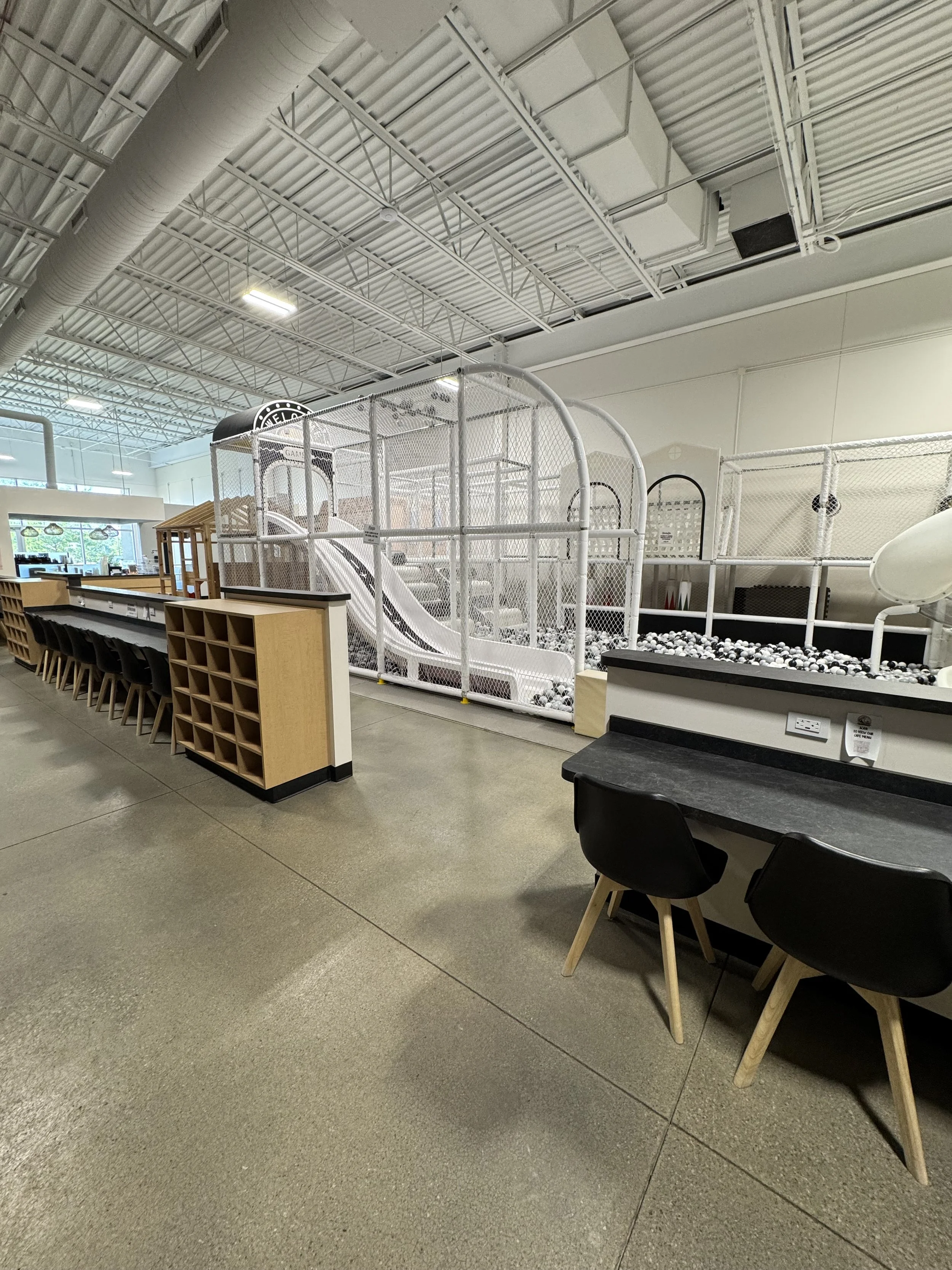 Indoor Playground & Cafe Avon Ohio Kids Play Fun