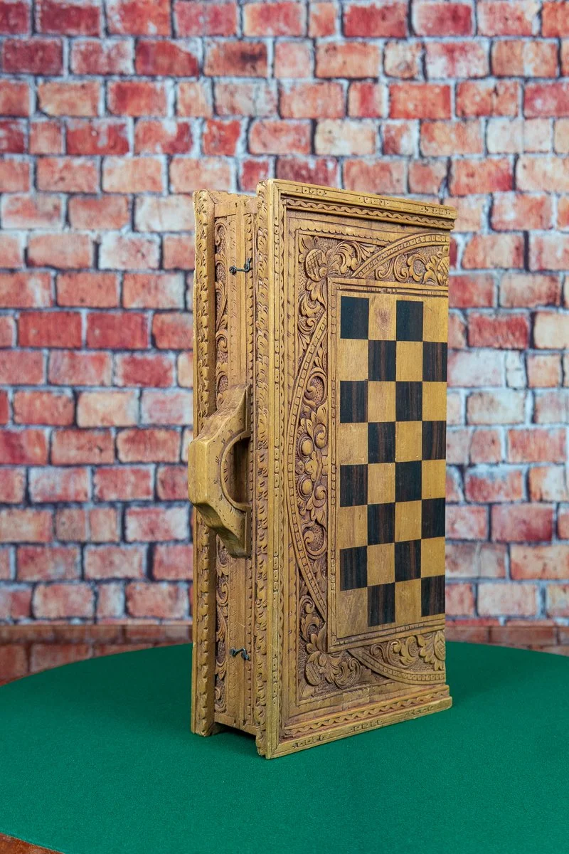 asian-carved-chess-set-1.jpg
