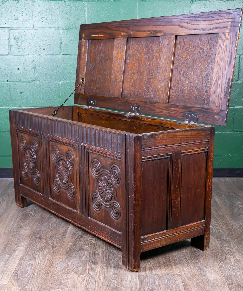 Carved-Oak-Coffer-8.jpg