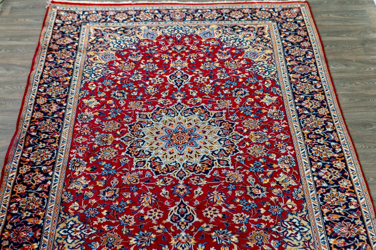 red-najafabad-rug-3.jpg