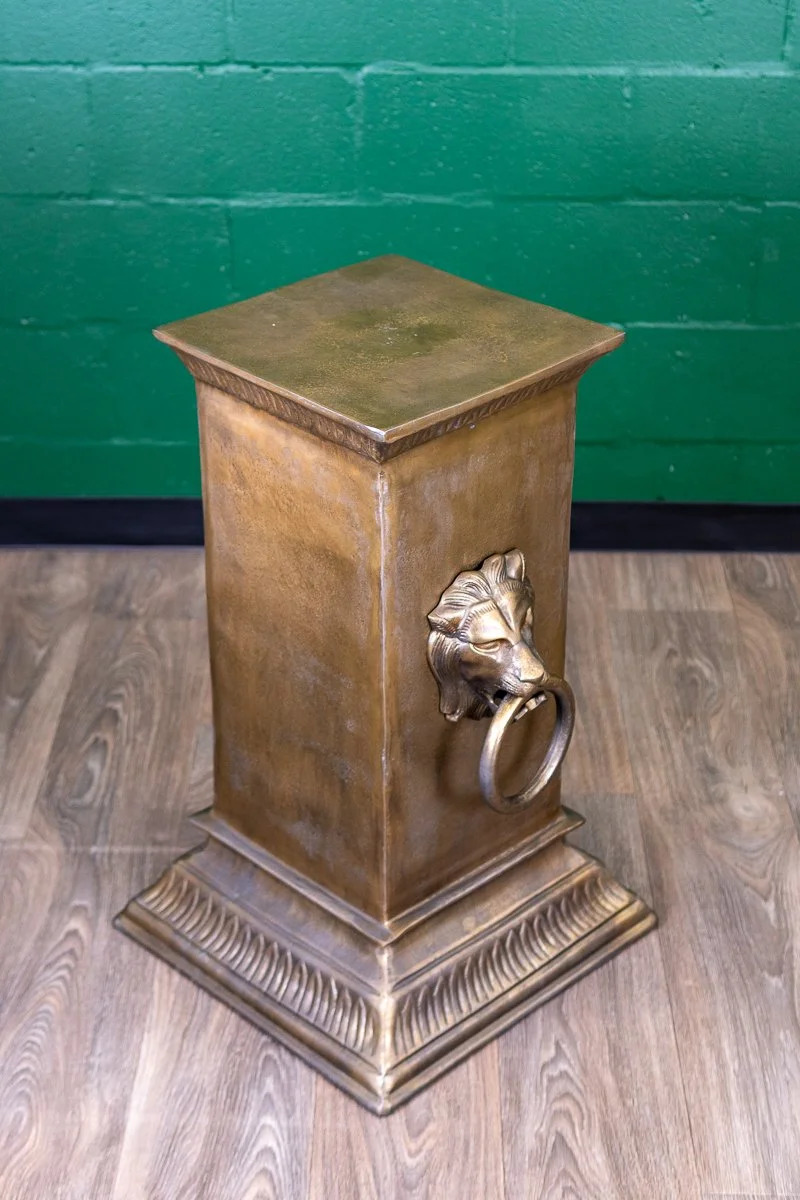 brass-lion-pedestal-3.jpg