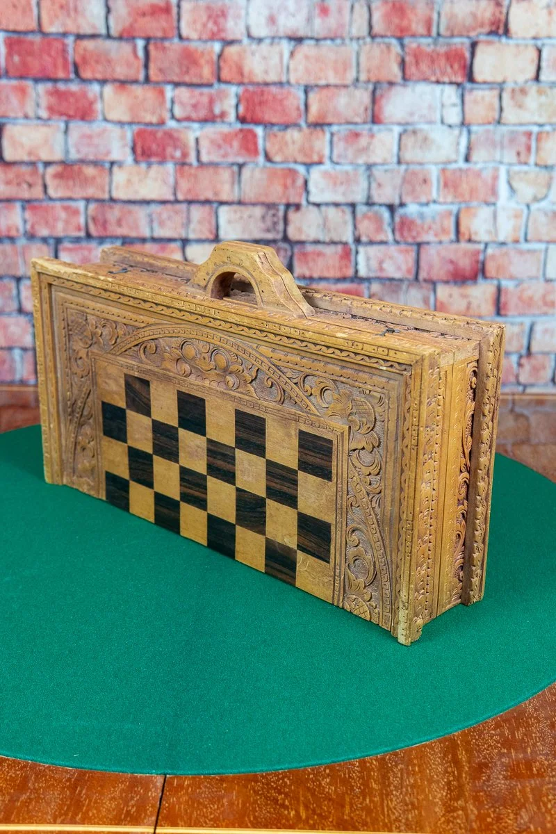 asian-carved-chess-set-2.jpg