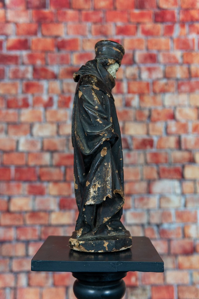bishop-statue-6.jpg