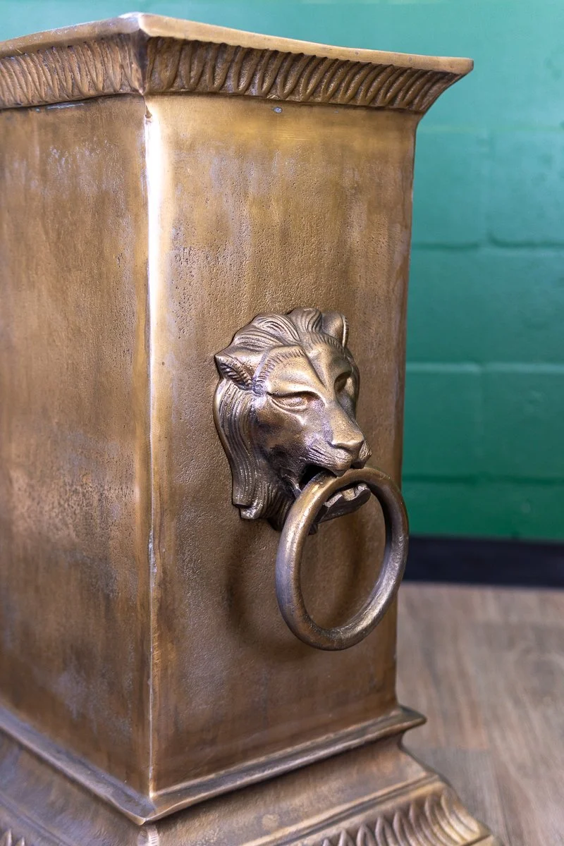 brass-lion-pedestal-4.jpg