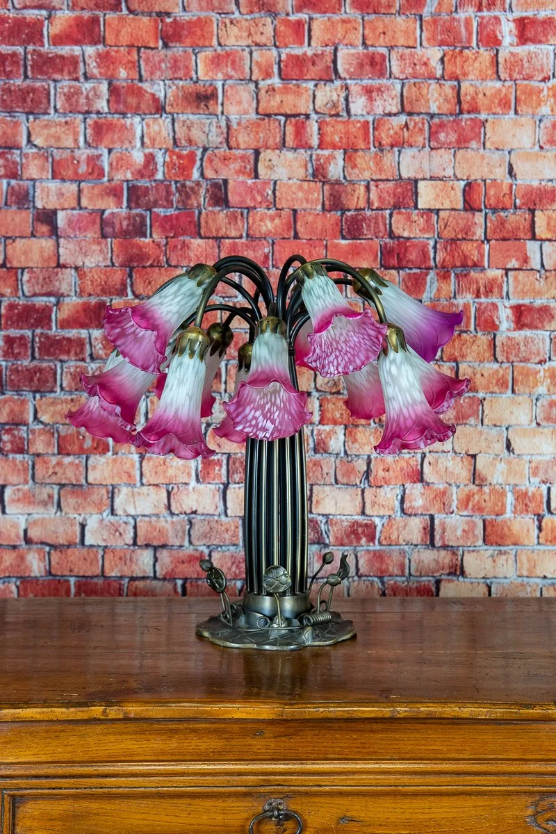 tulip-lamp-1.jpg