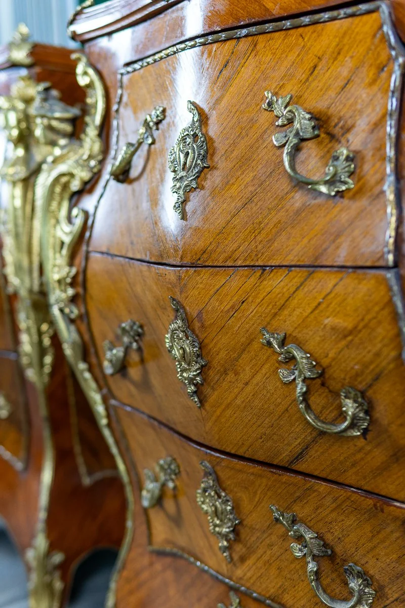 French-Ormolu-Side-Tables-8.jpg