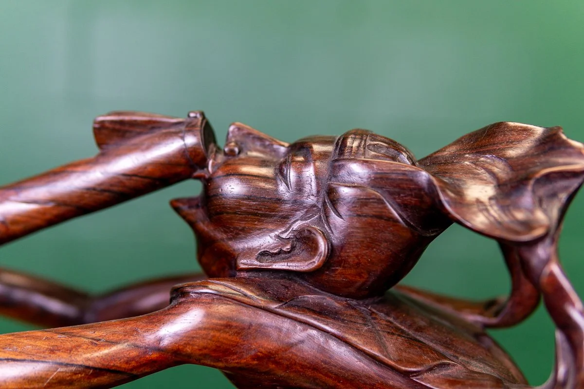carved-flute-player-9.jpg