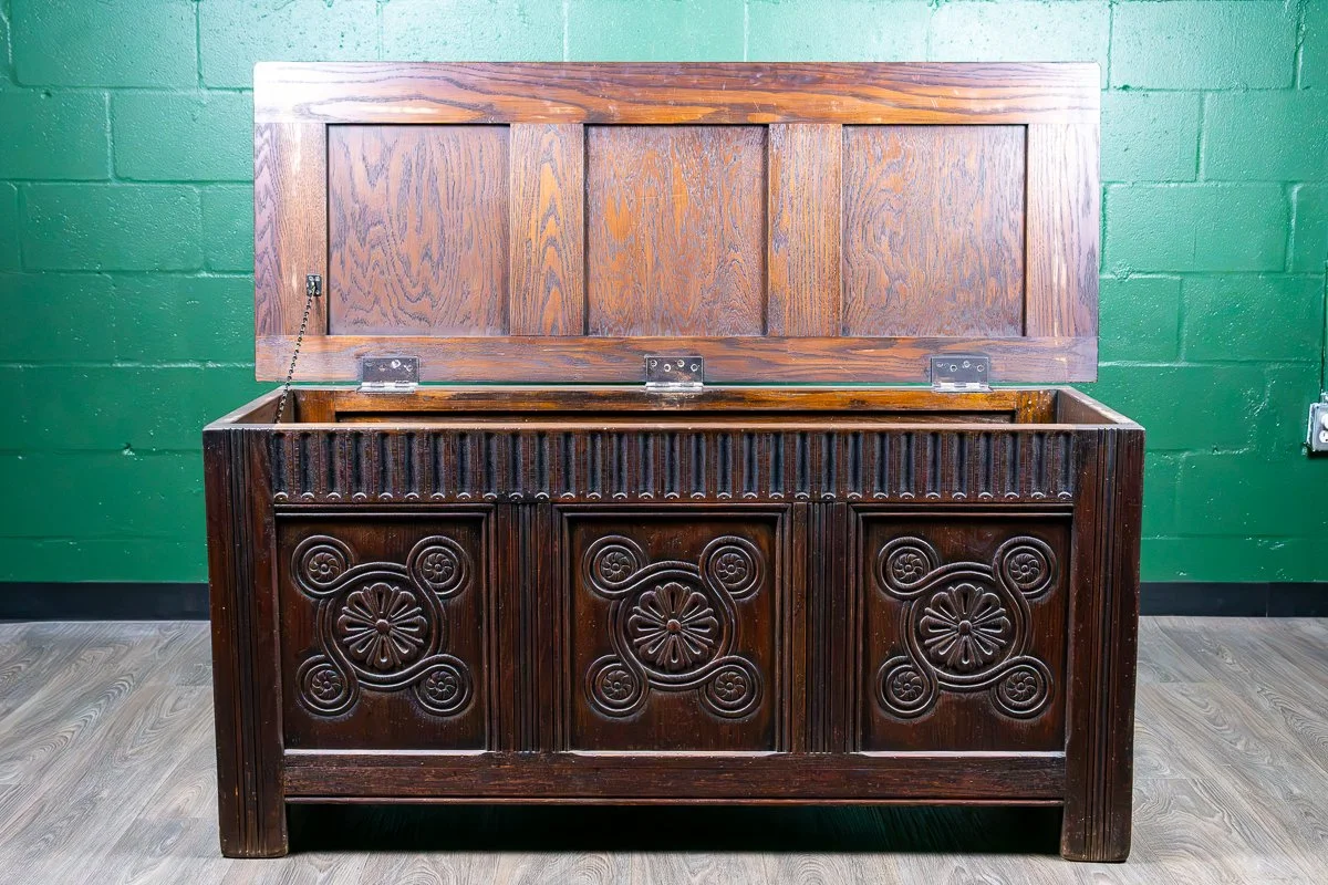 Carved-Oak-Coffer-9.jpg