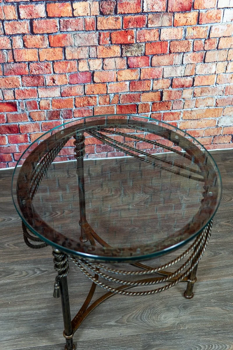 round-metal-drape-table-3.jpg