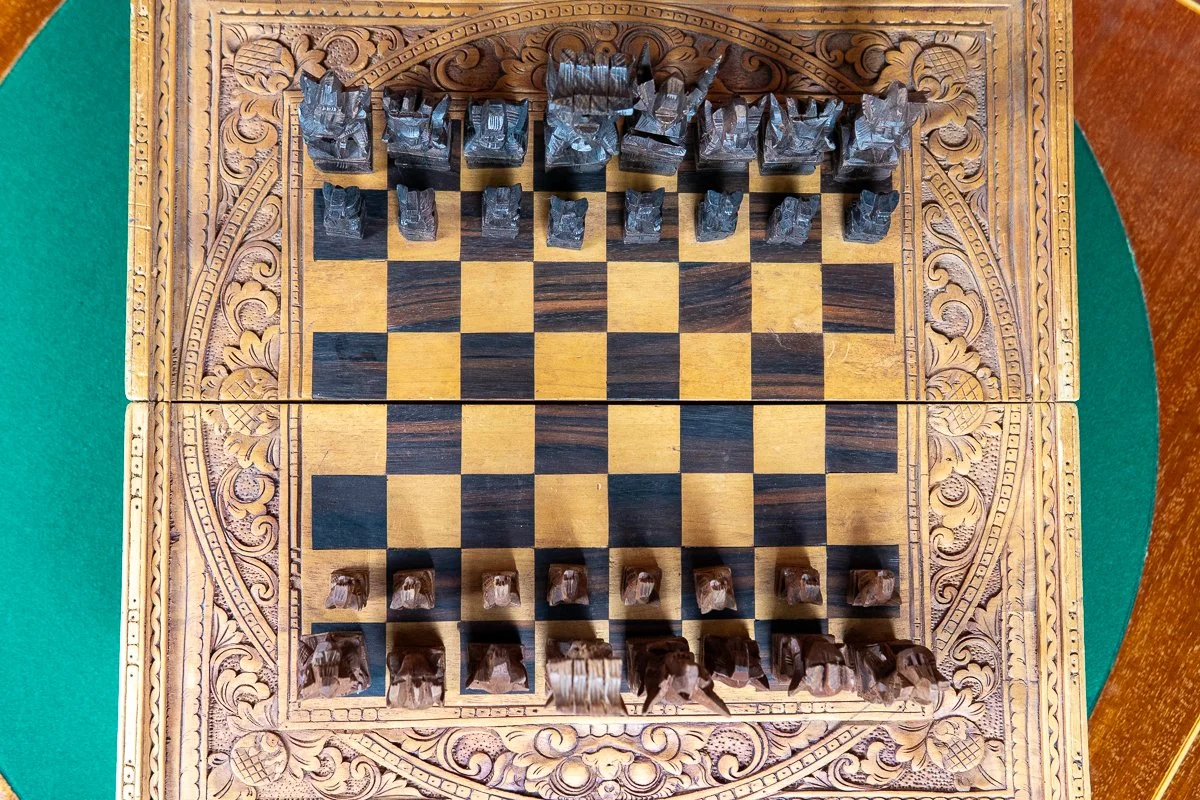 asian-carved-chess-set-9.jpg
