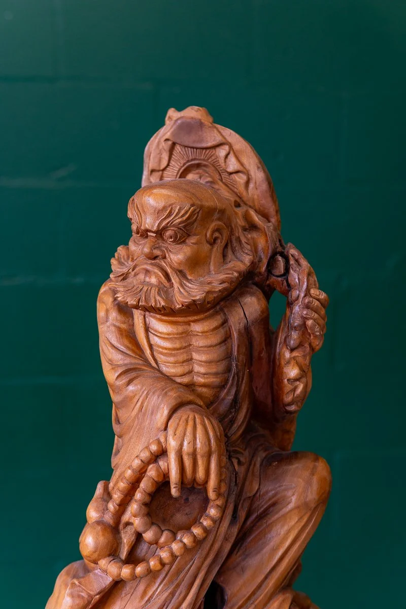 large-carved-bodhidharma-3.jpg