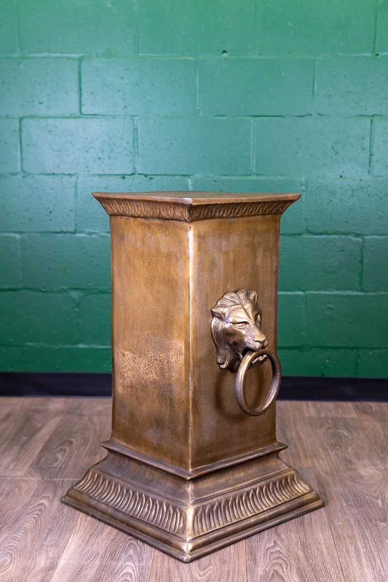 brass-lion-pedestal-2.jpg