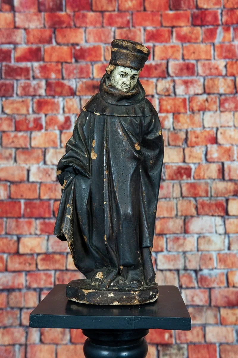 bishop-statue-2.jpg