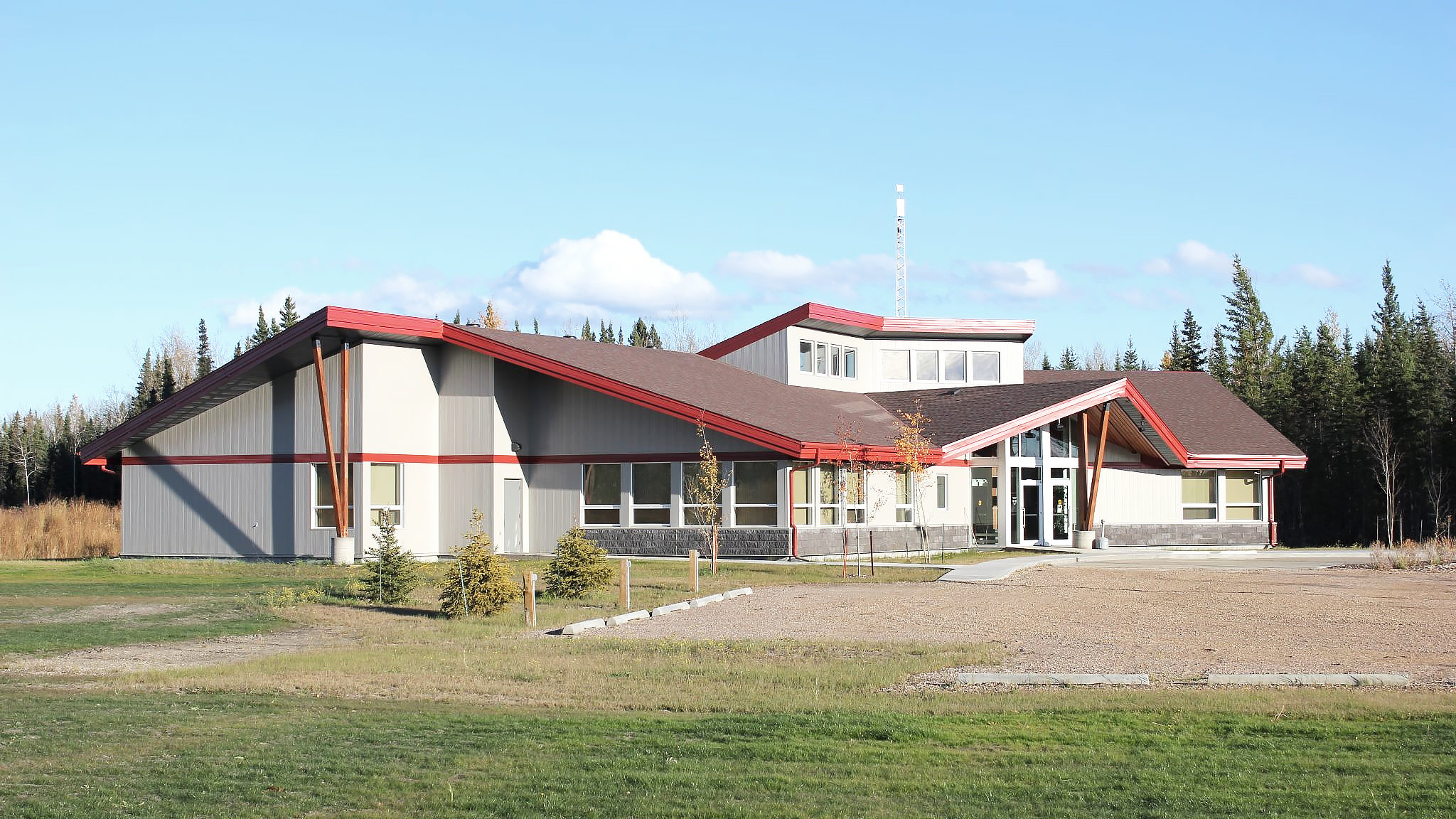 476568_333443286713393_1418345416_o-e1577939725368 shopped.png